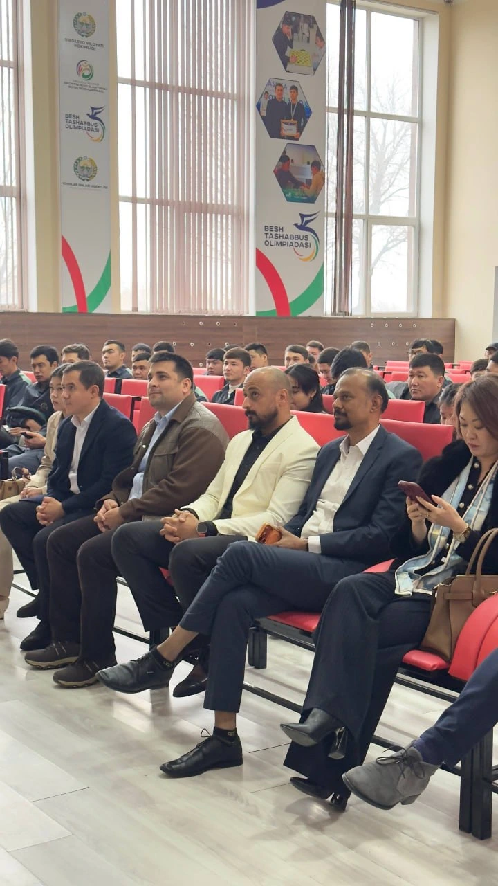 Nishon 13-son musiqa maktabida o‘tkazilgan tadbirda ishtirokchilar